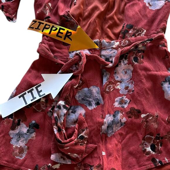 Womens Romper Medium Floral Shorts Fitted Jumper Travel Packable Resort Ready - Picture 4 of 8